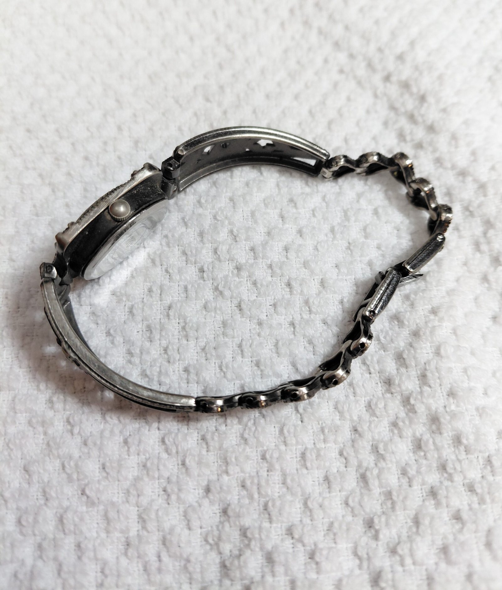 RYD Ladies Bangle Watch - Image 3