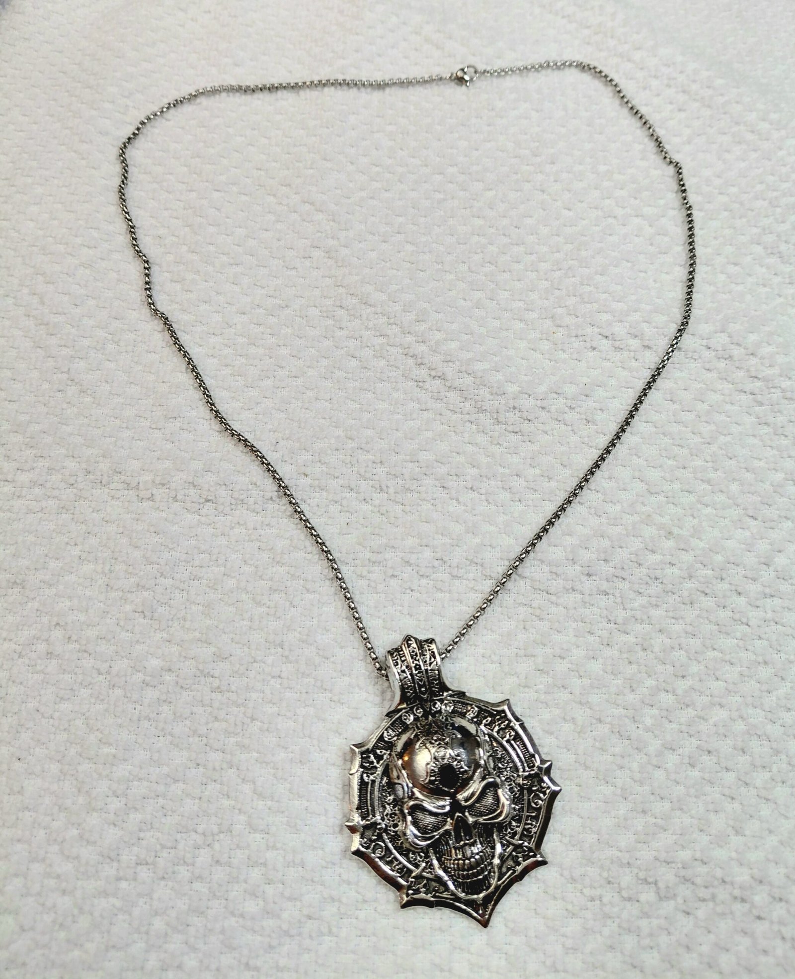 Skull Necklace - Image 4