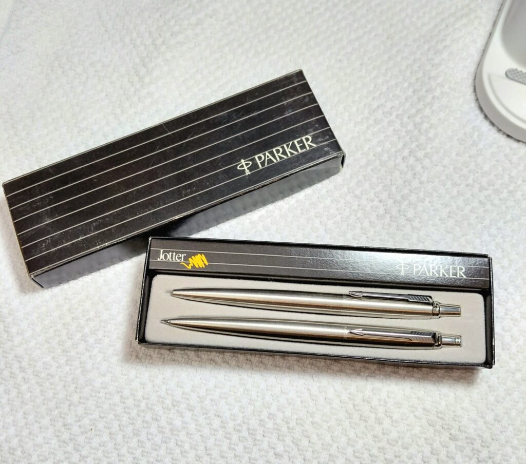 Parker Box Set Ballpoint Pen and Mechanical Pencil Set