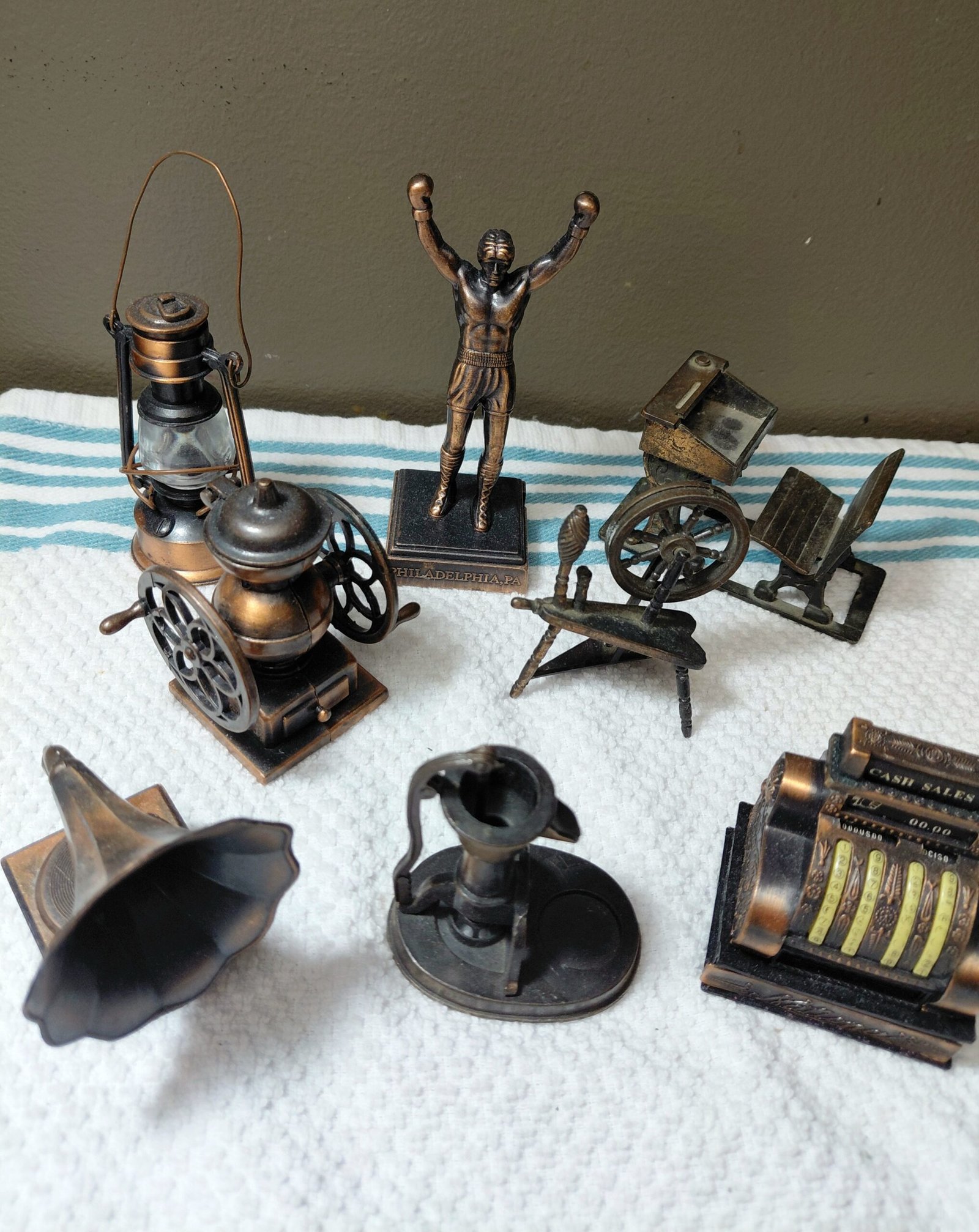Die Cast Pencil Sharpeners and Desk Toys - Image 2