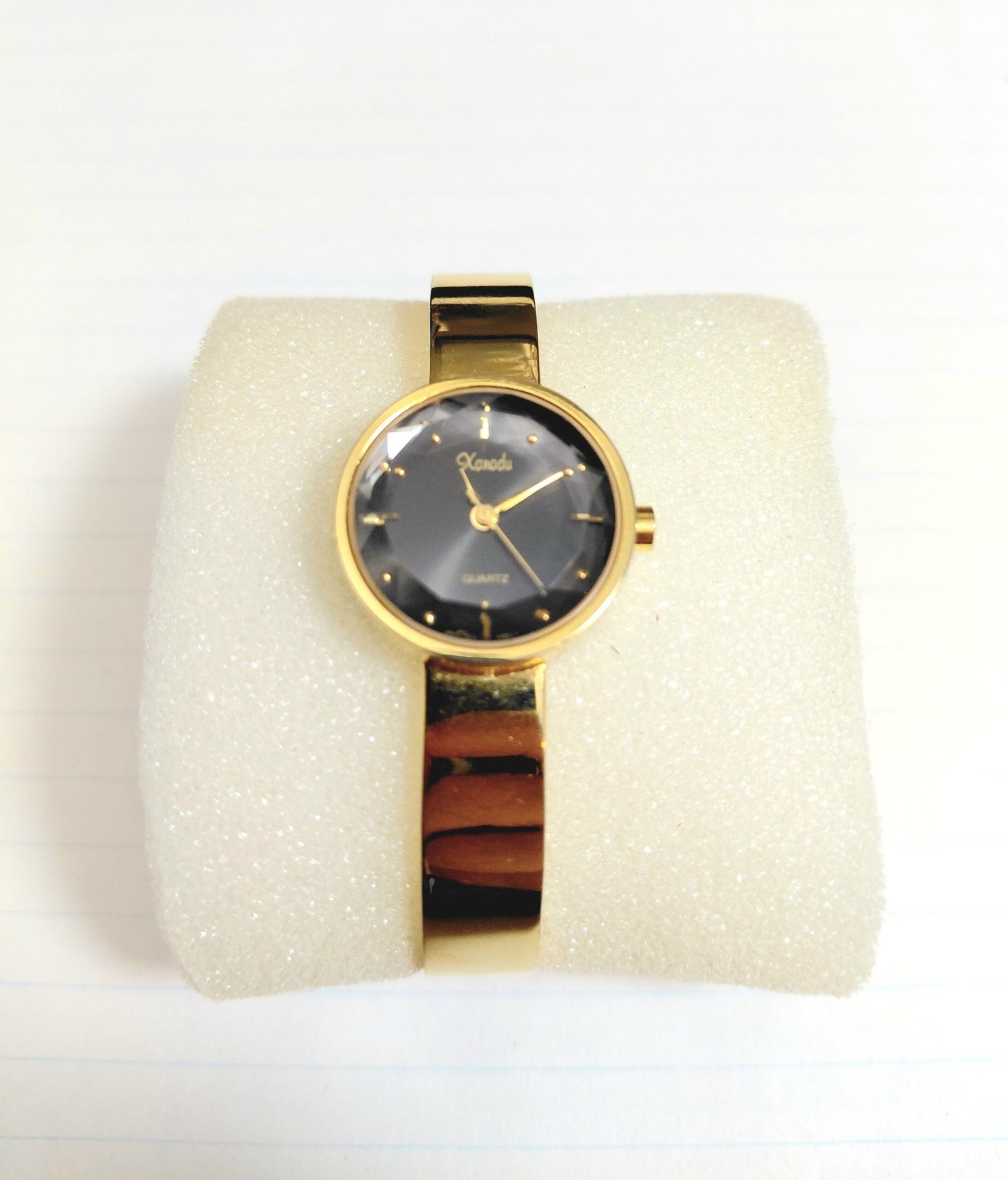 Xanadu Elegant Women's Gold-Tone Wristwatch with Patterned Bracelet