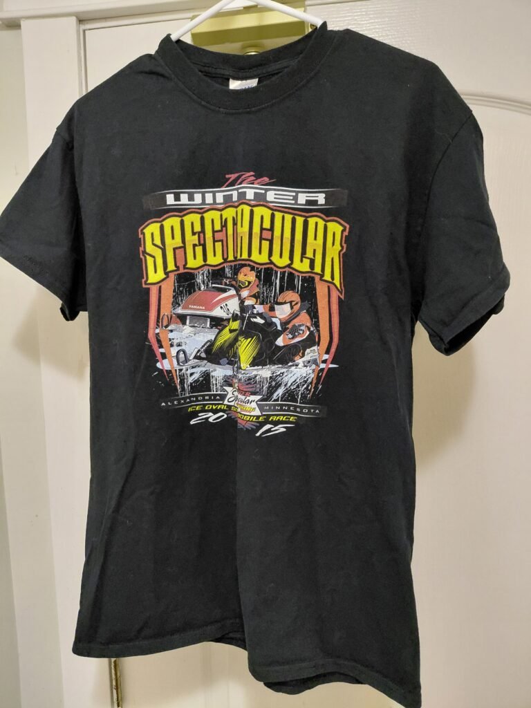 Vintage Winter Spectacular Graphic T-Shirt - Black Size M