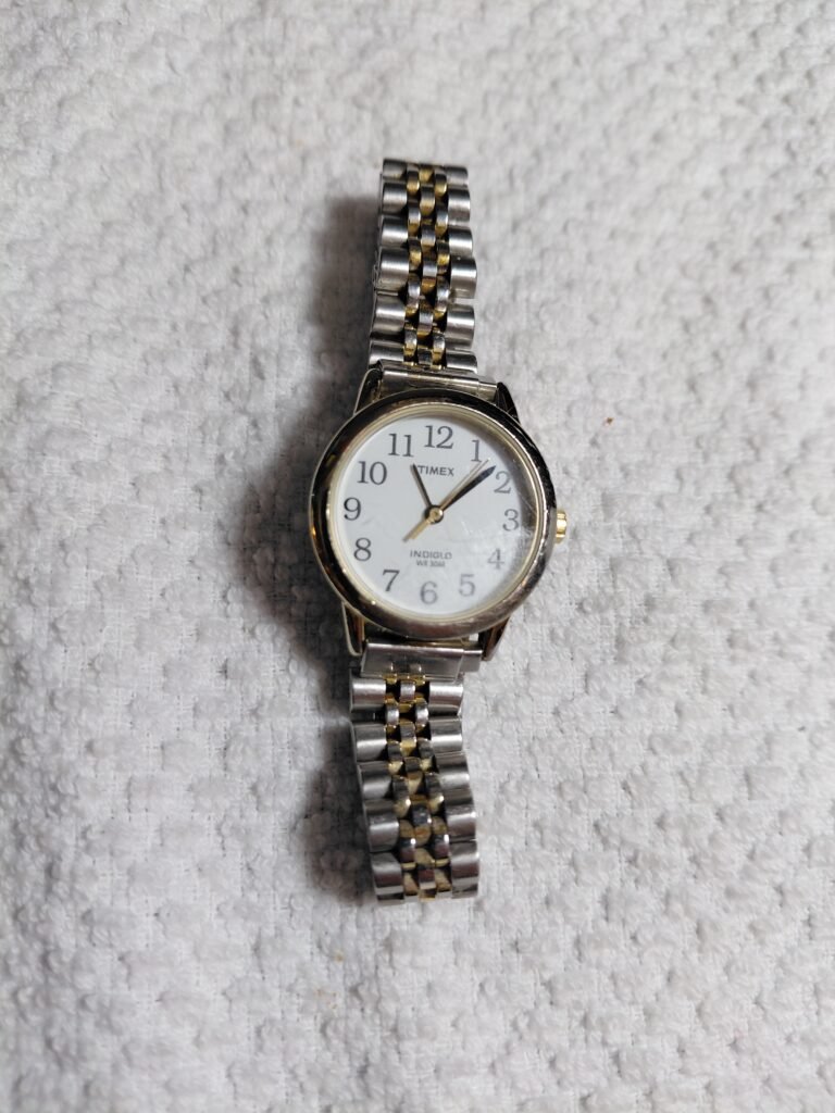 Timex Women's Easy Reader Watch – Two-Tone Silver & Gold Band